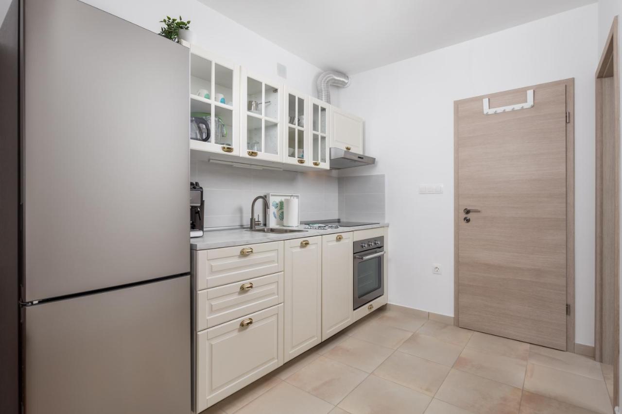Sailor'S Nest Apartment Драмал Екстериор снимка